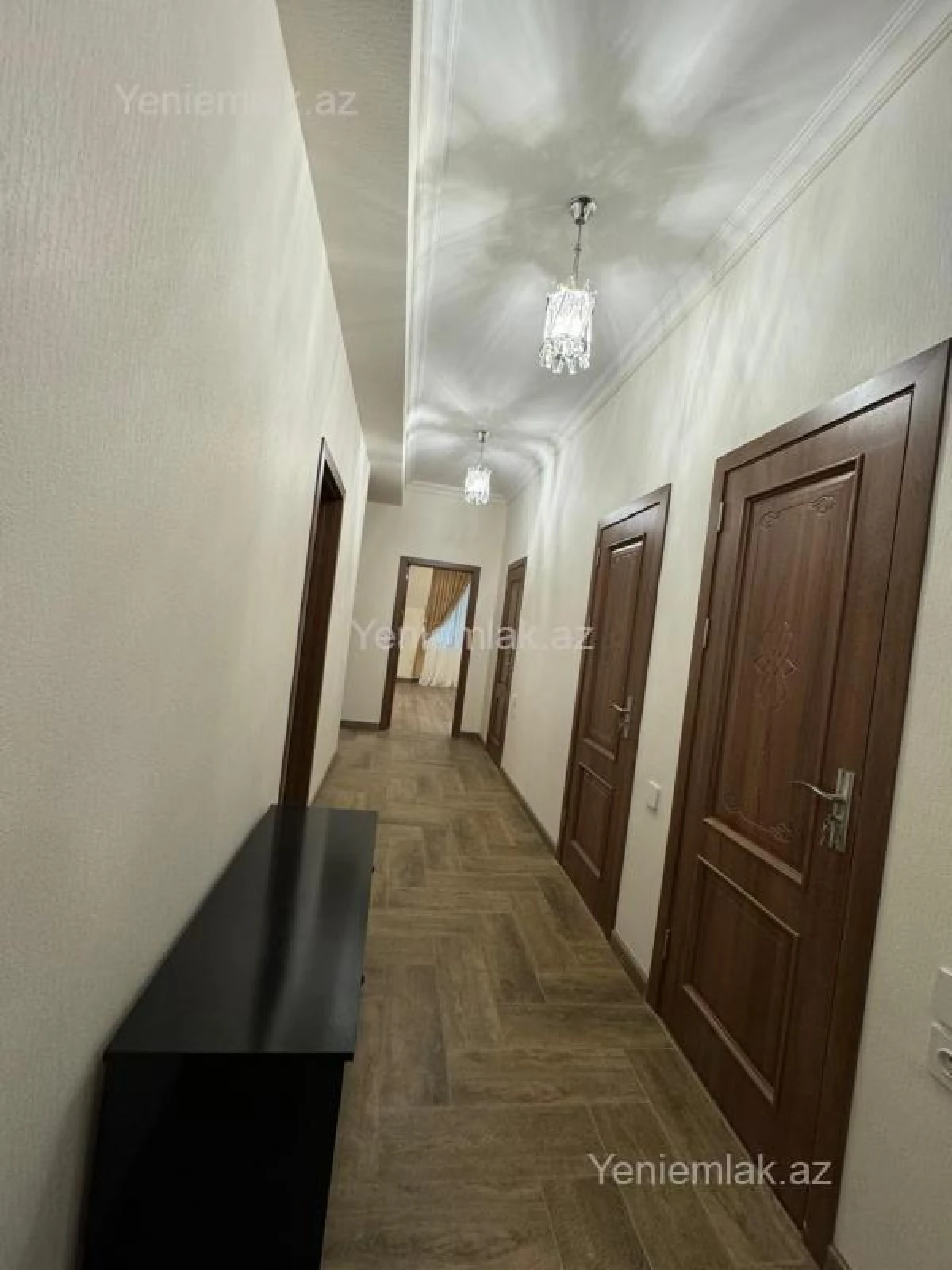 Satılır 3 otaqlı yeni tikili 125 m²