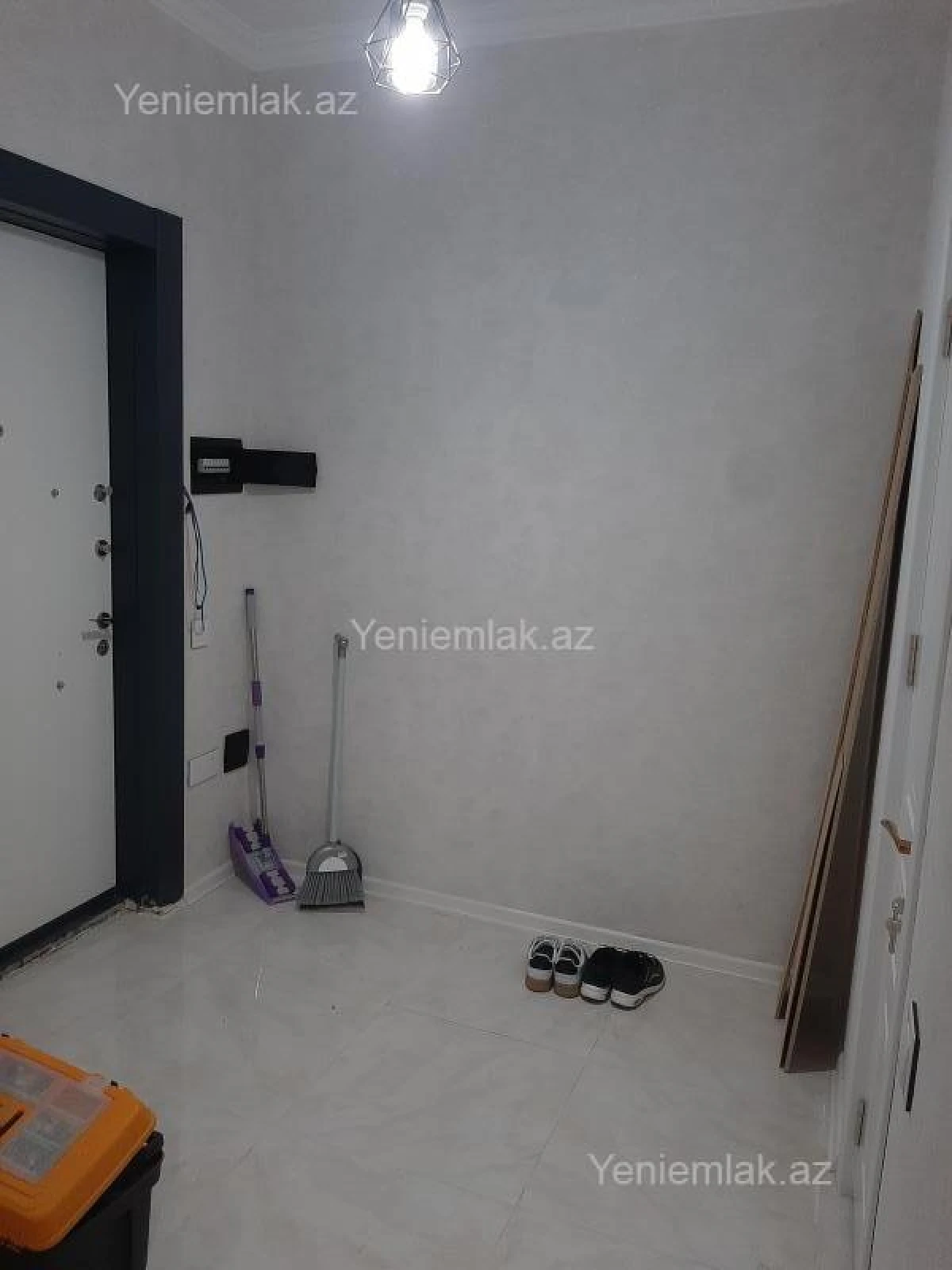 Satılır 2 otaqlı yeni tikili 93 m²