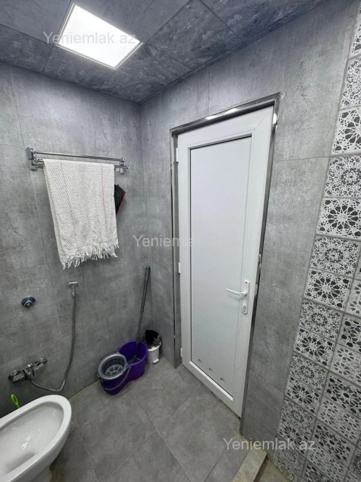 Satılır 3 otaqlı köhnə tikili 70 m²