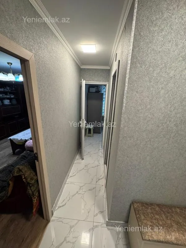 Satılır 3 otaqlı köhnə tikili 70 m²