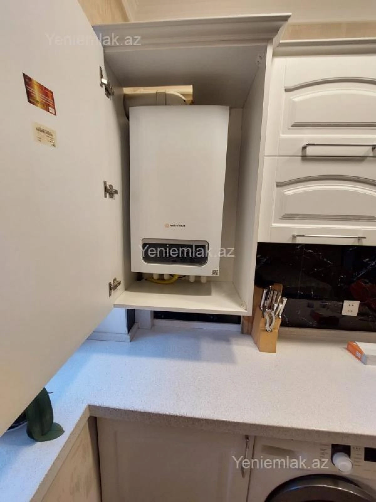 Satılır 4 otaqlı köhnə tikili 120 m²