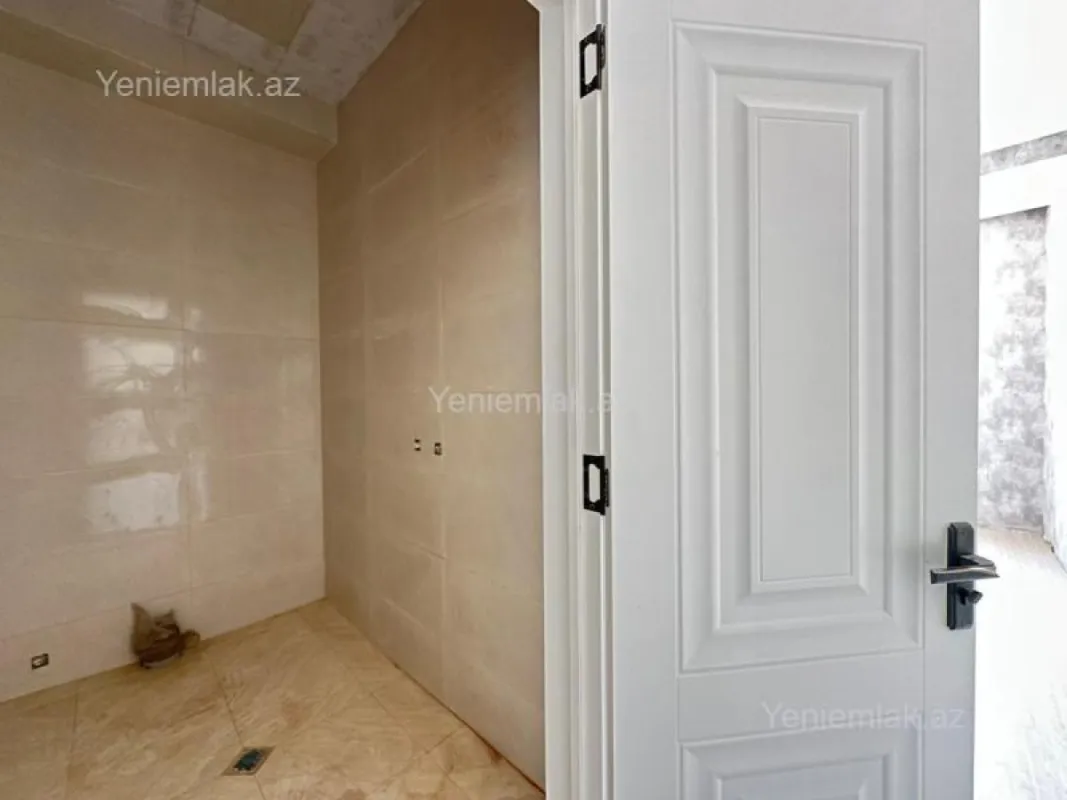 Satılır 3 otaqlı yeni tikili 107.81 m²