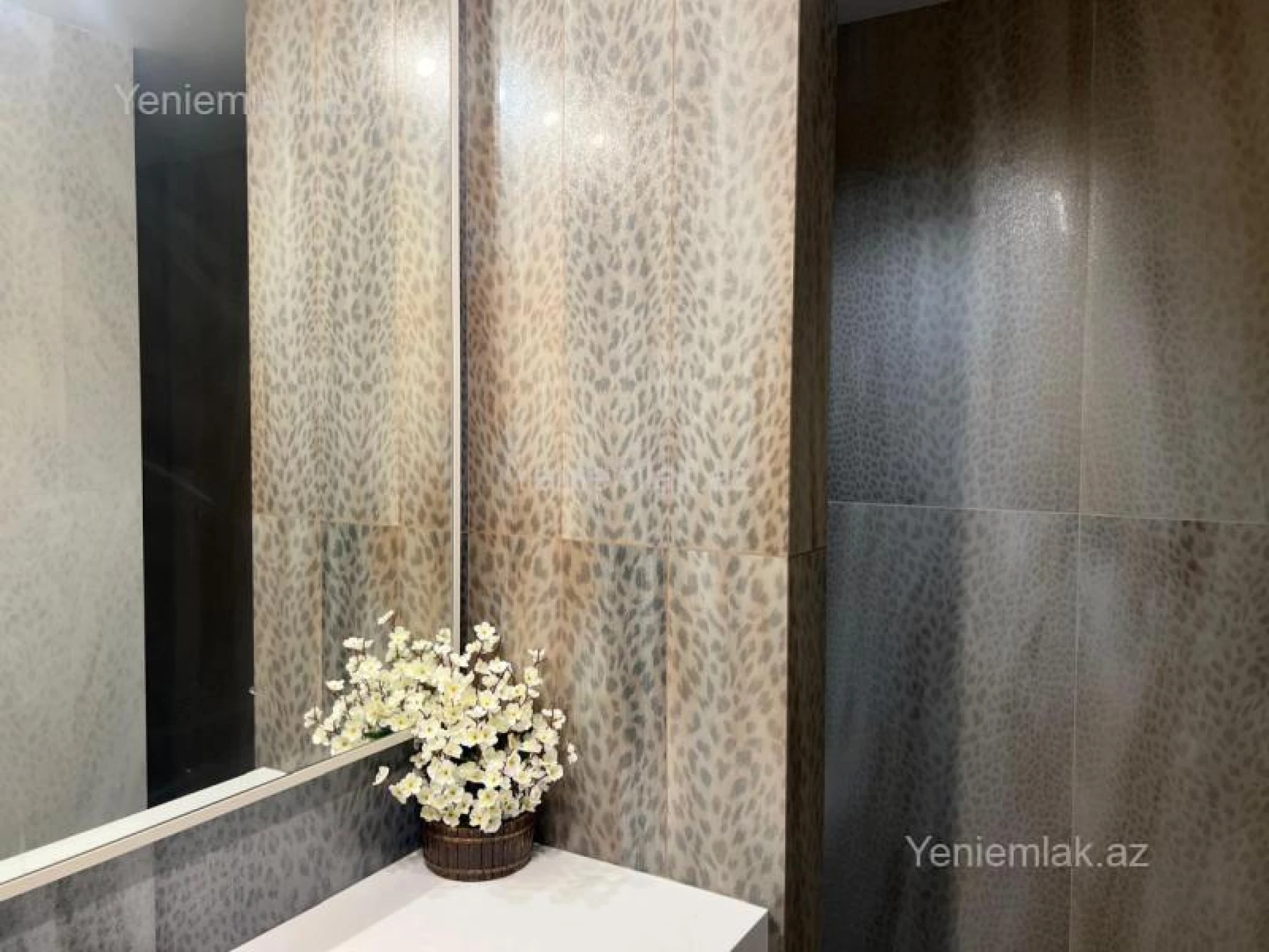 Satılır 4 otaqlı yeni tikili 150 m²