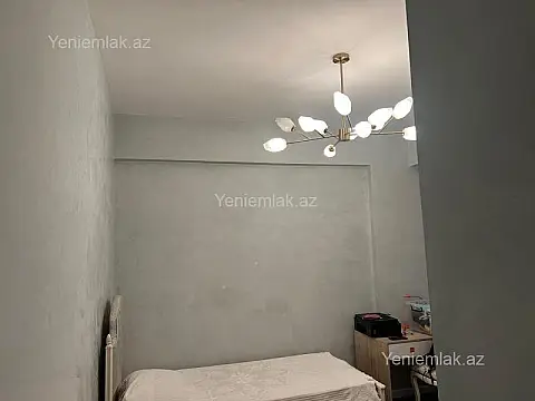 Satılır 4 otaqlı yeni tikili 150 m²