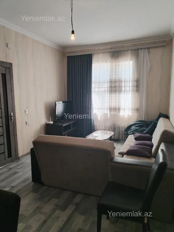 Kirayə verilir 3 otaqlı həyət evi 90 m²