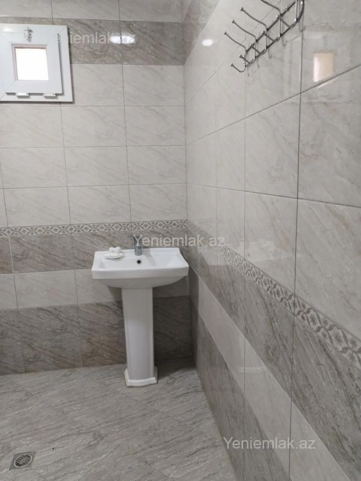 Kirayə verilir 3 otaqlı həyət evi 90 m²