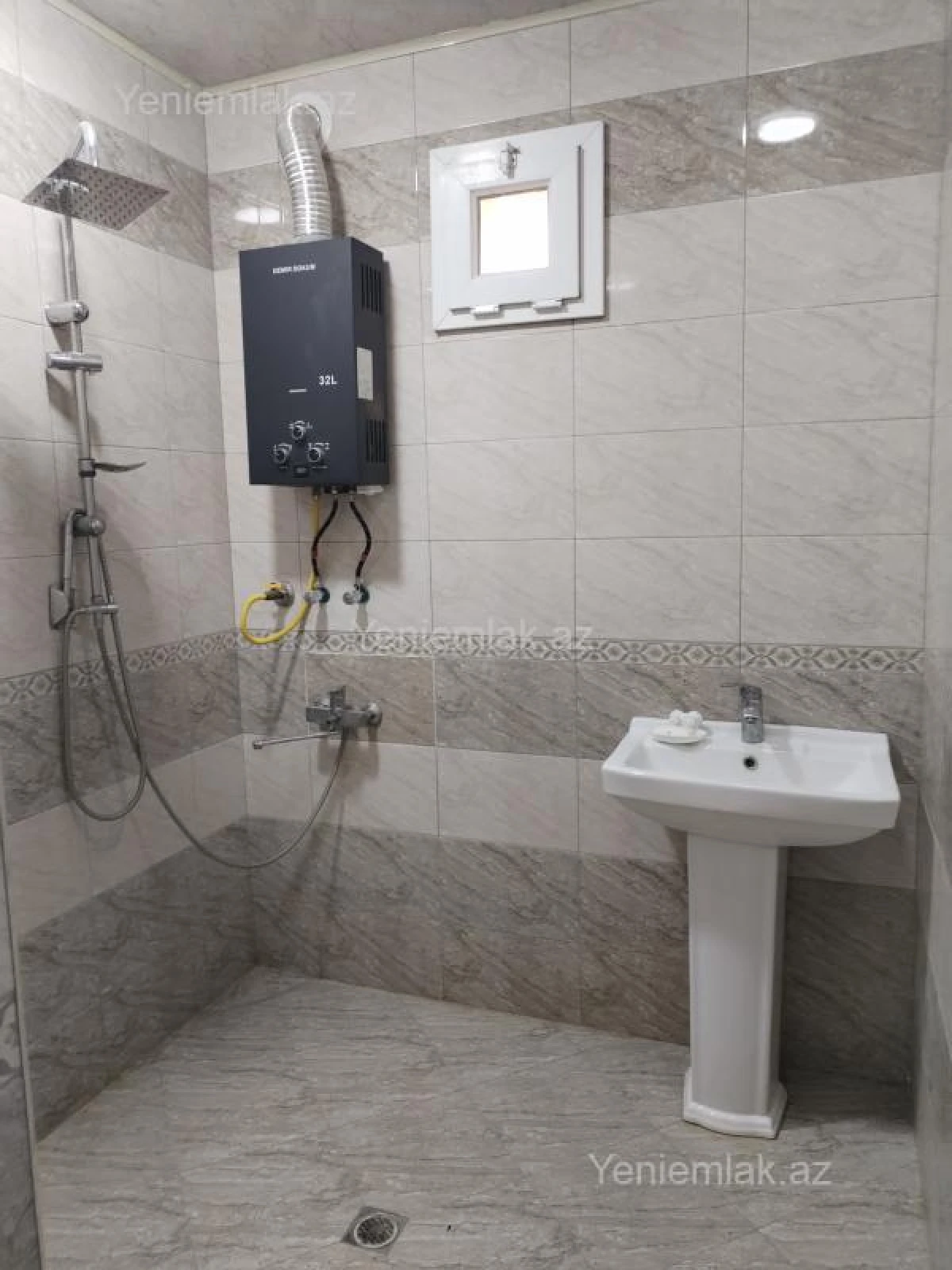 Kirayə verilir 3 otaqlı həyət evi 90 m²