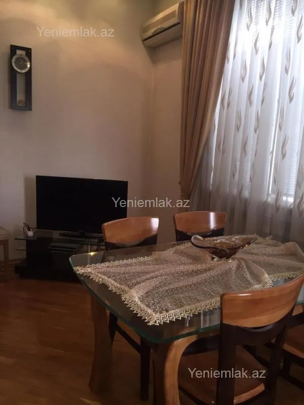 Satılır 2 otaqlı yeni tikili 110 m²