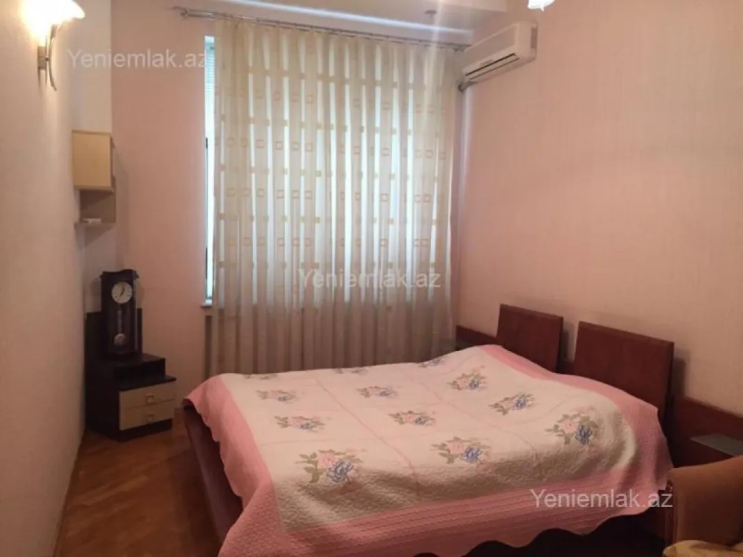 Satılır 2 otaqlı yeni tikili 110 m²