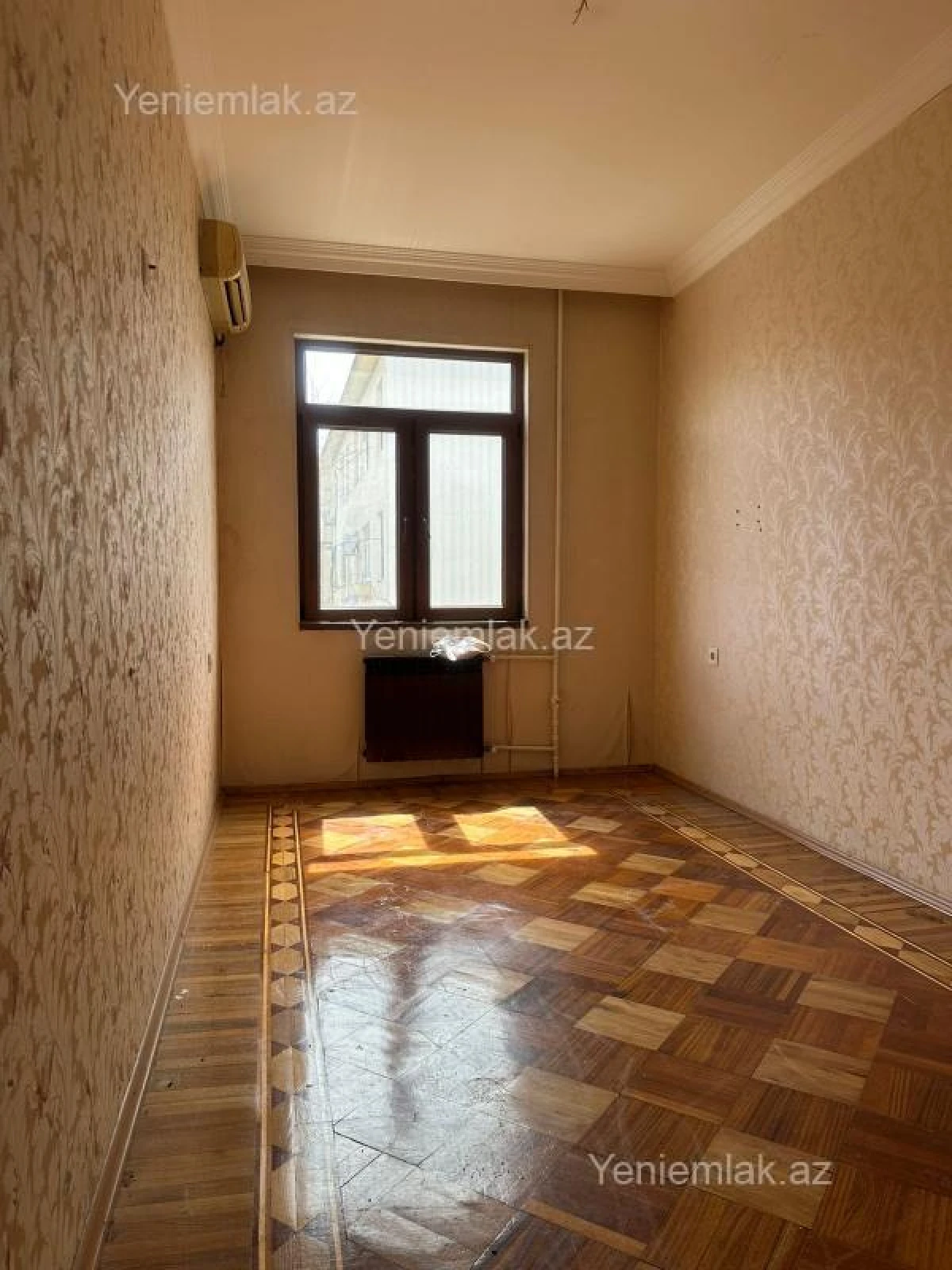 Satılır 3 otaqlı köhnə tikili 75 m²