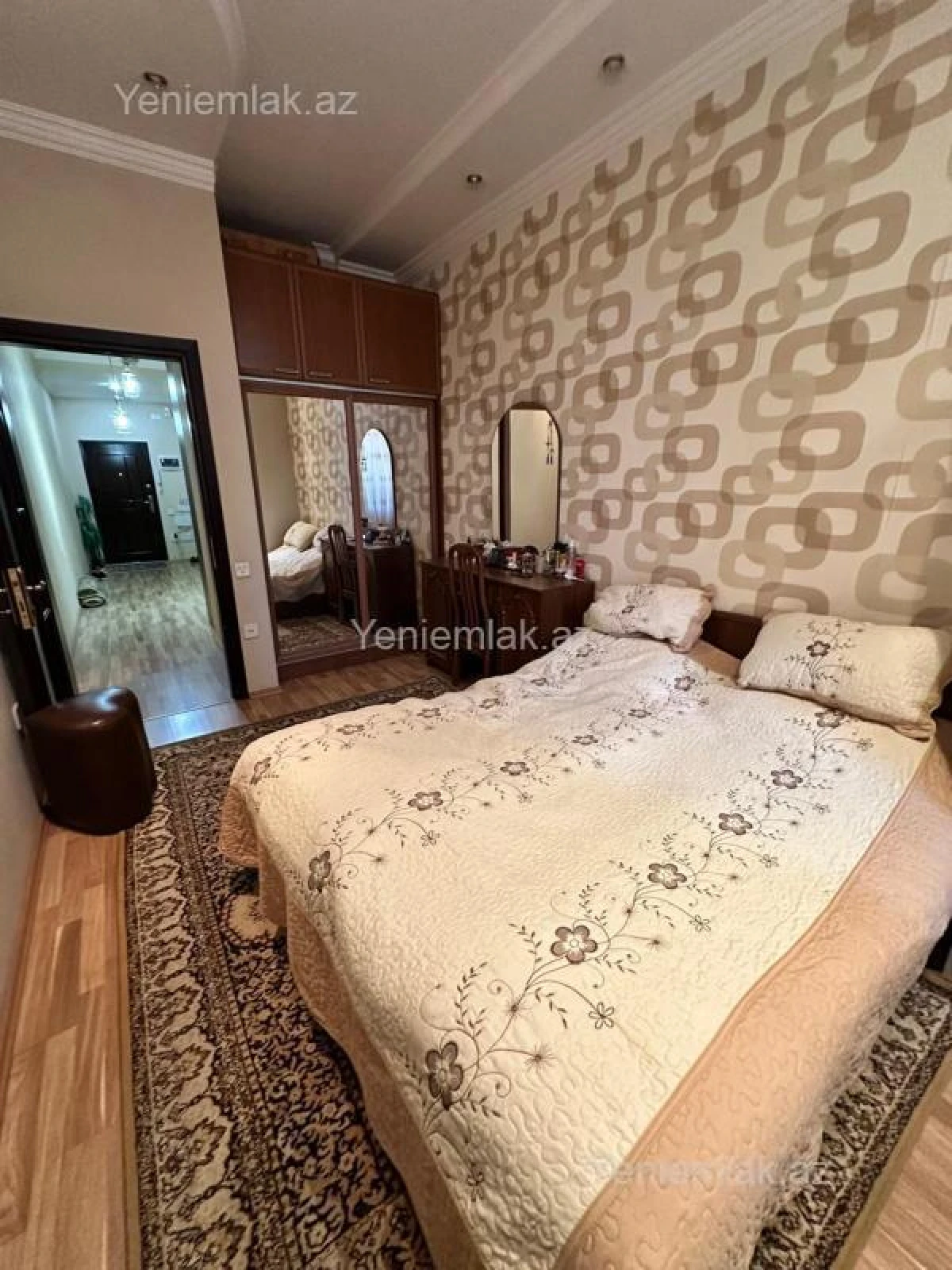 Satılır 3 otaqlı yeni tikili 100 m²