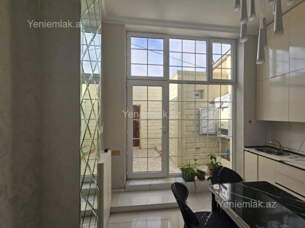 Satılır 2 otaqlı həyət evi 50 m²