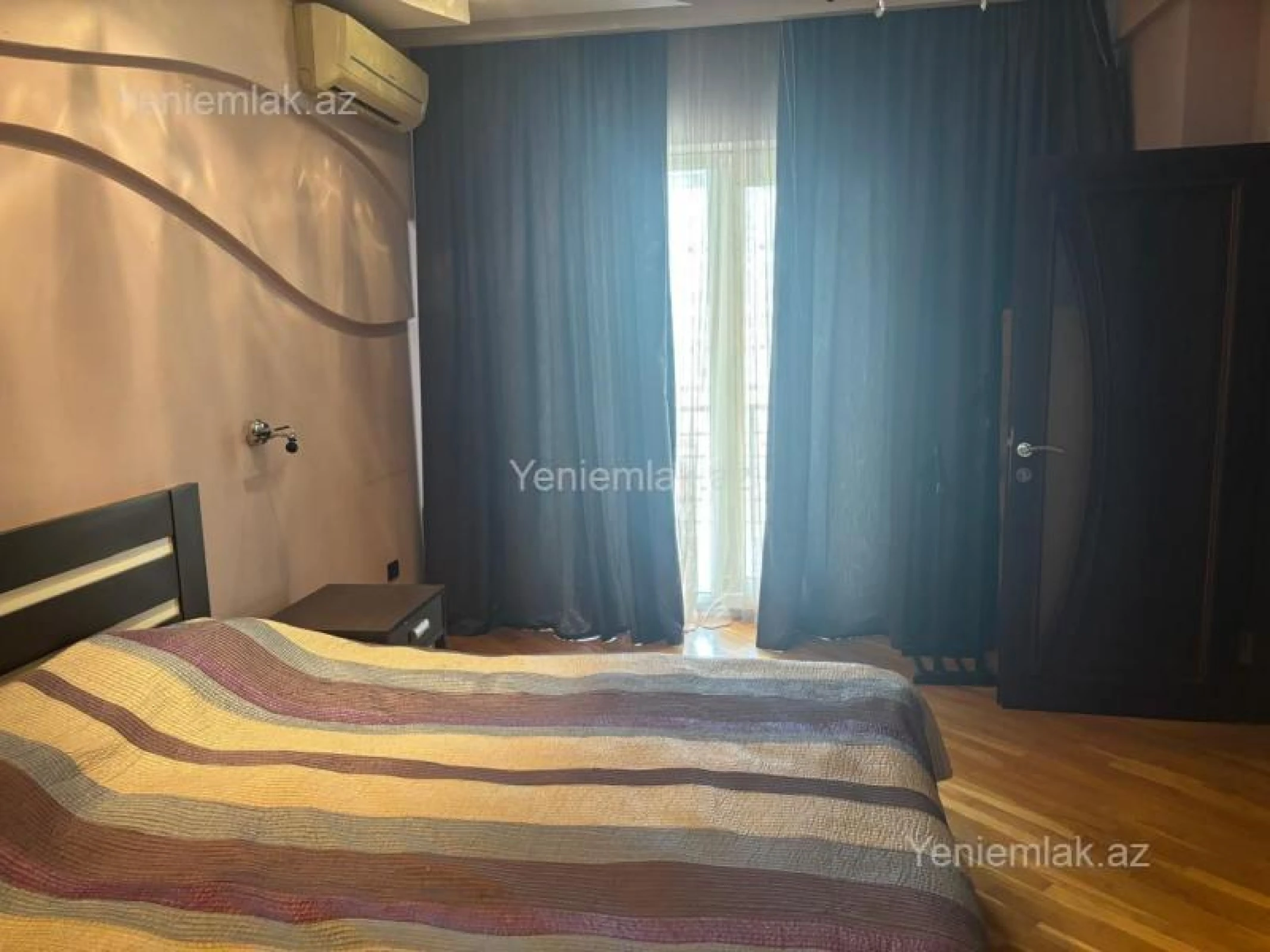 Satılır 3 otaqlı yeni tikili 125.2 m²