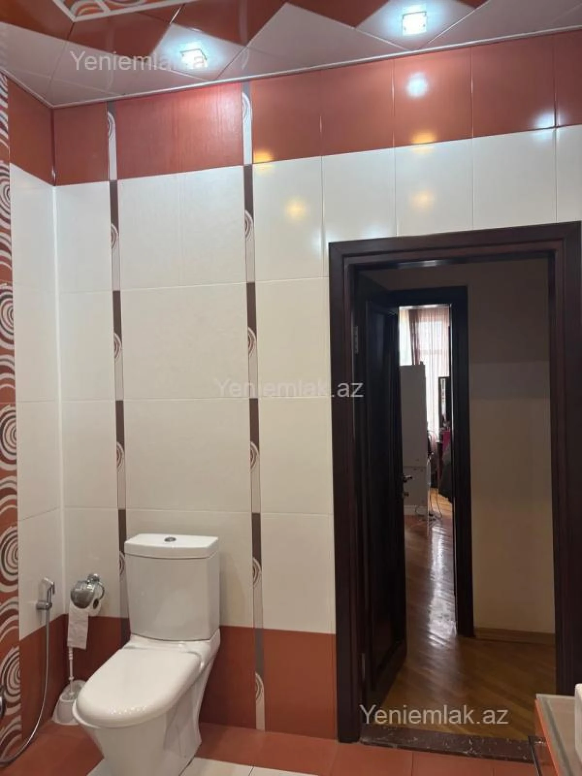 Satılır 3 otaqlı yeni tikili 125.2 m²