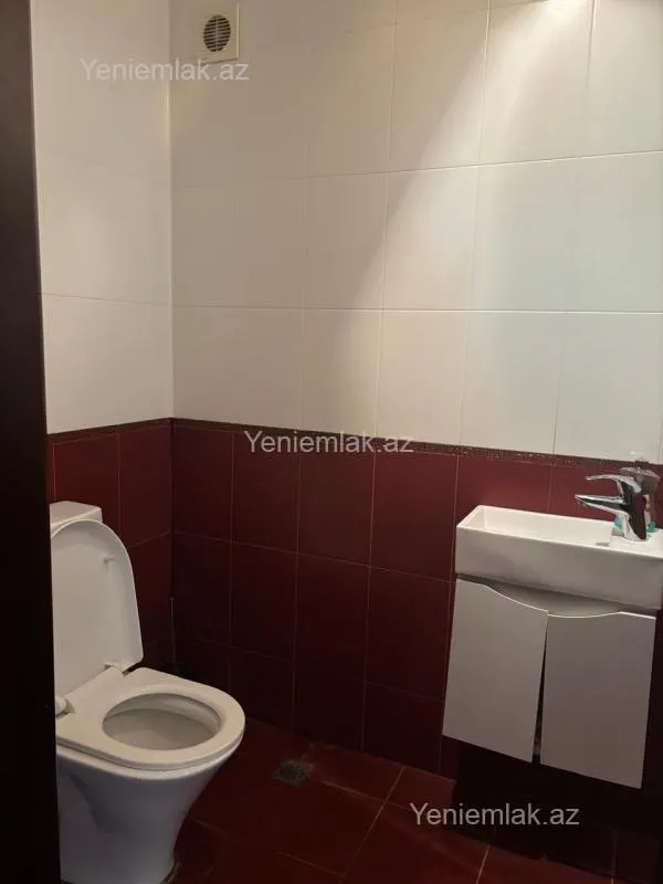 Satılır 3 otaqlı yeni tikili 125.2 m²