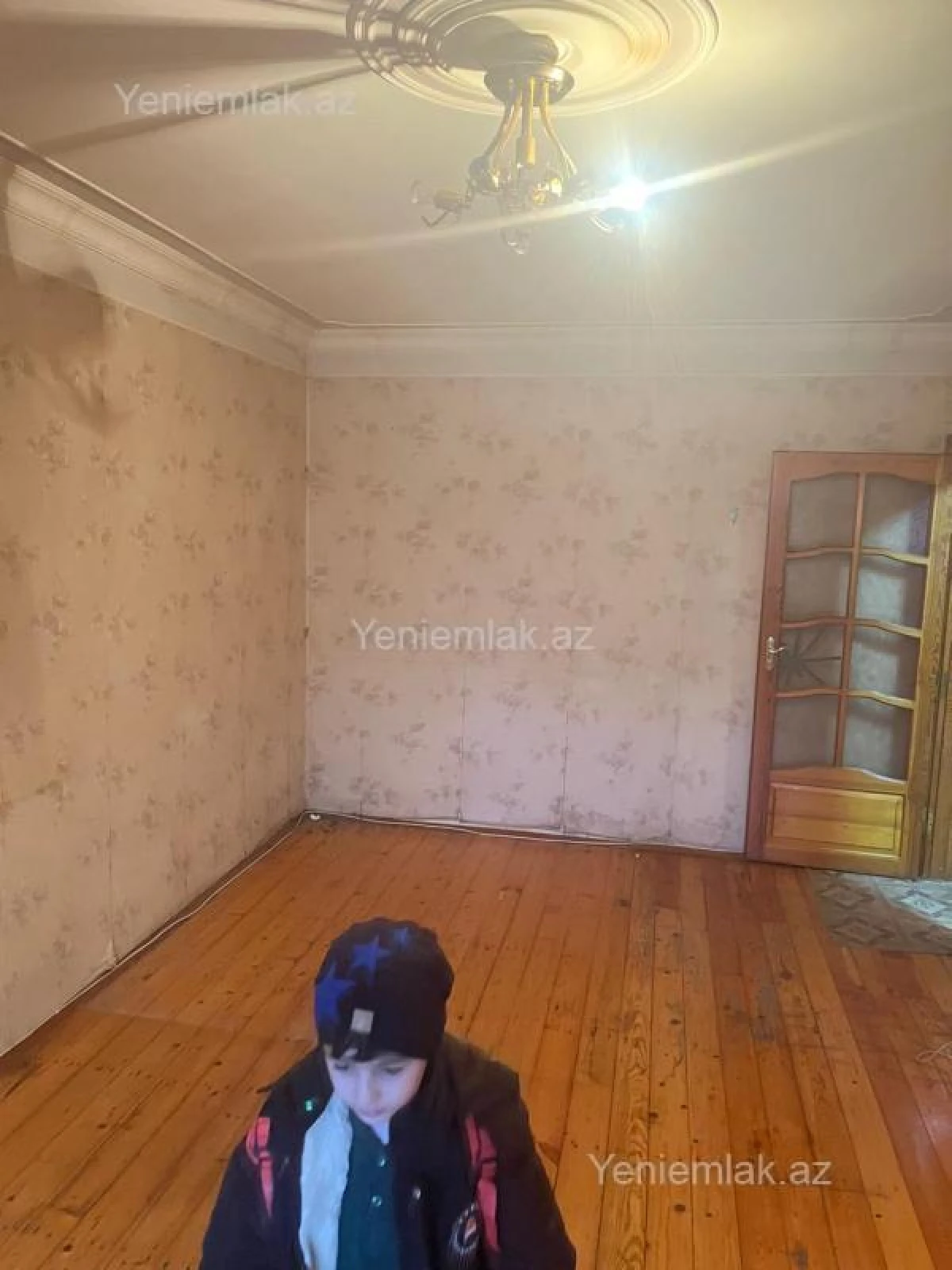 Satılır 1 otaqlı köhnə tikili 35 m²