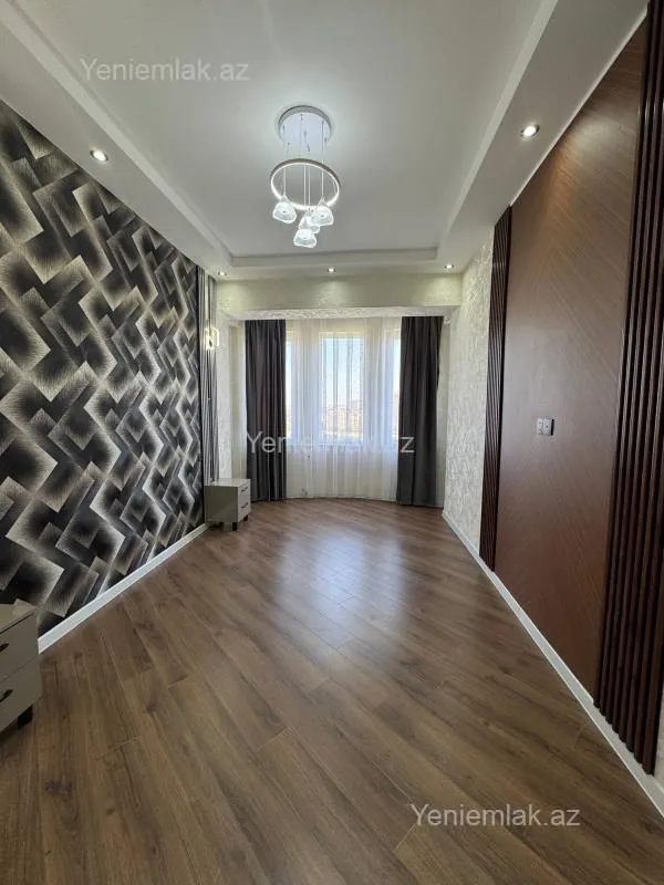 Satılır 3 otaqlı yeni tikili 74 m²