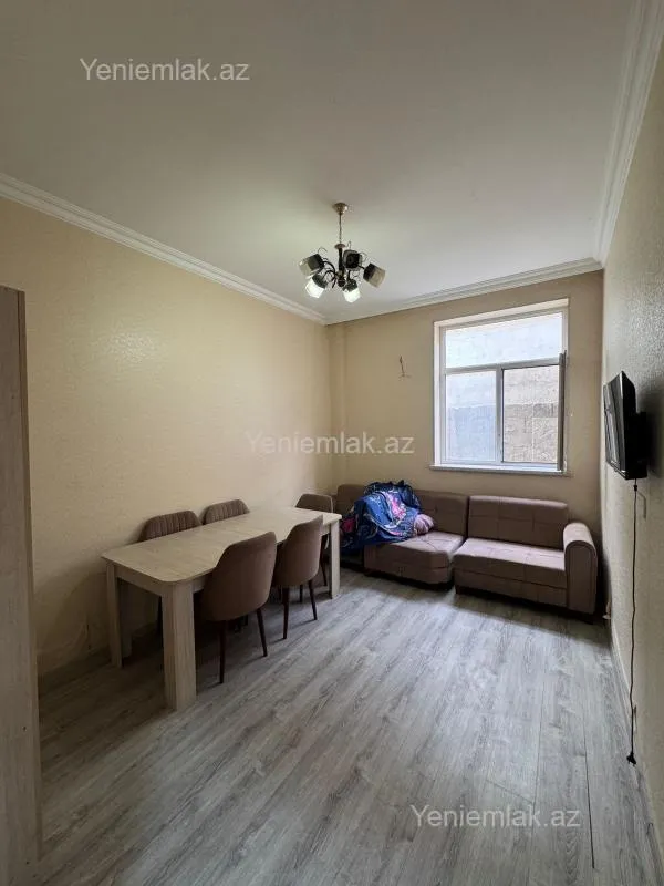 Satılır 3 otaqlı yeni tikili 74 m²