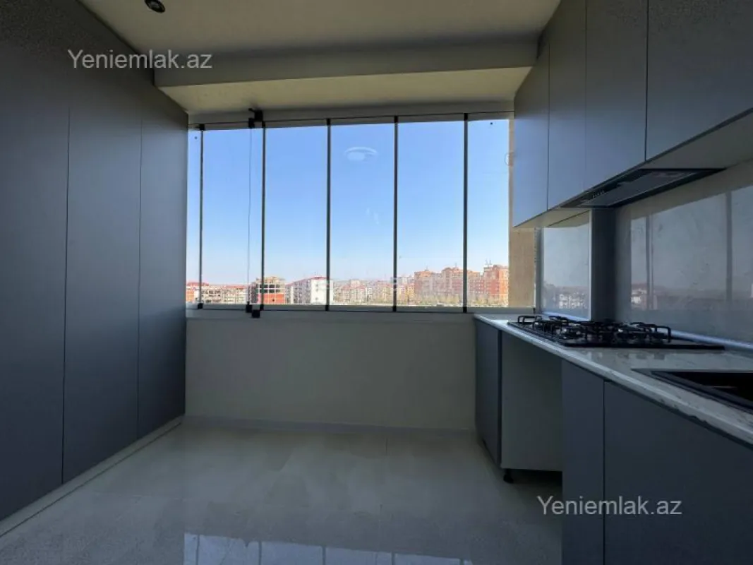 Satılır 3 otaqlı yeni tikili 74 m²