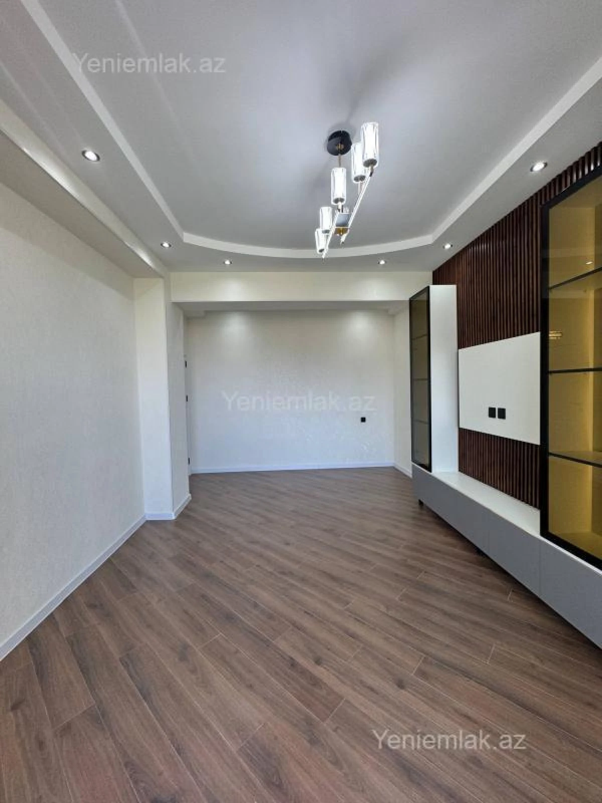 Satılır 3 otaqlı yeni tikili 74 m²