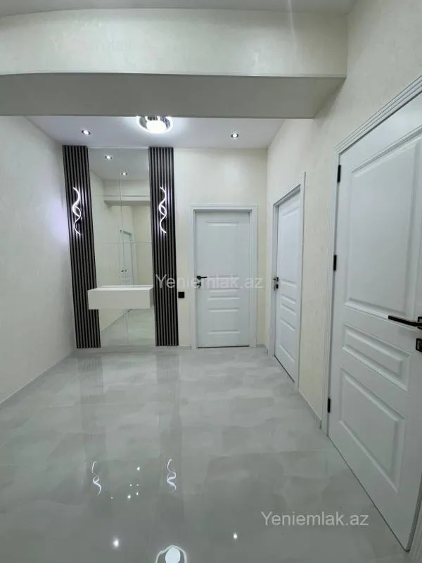 Satılır 3 otaqlı yeni tikili 74 m²