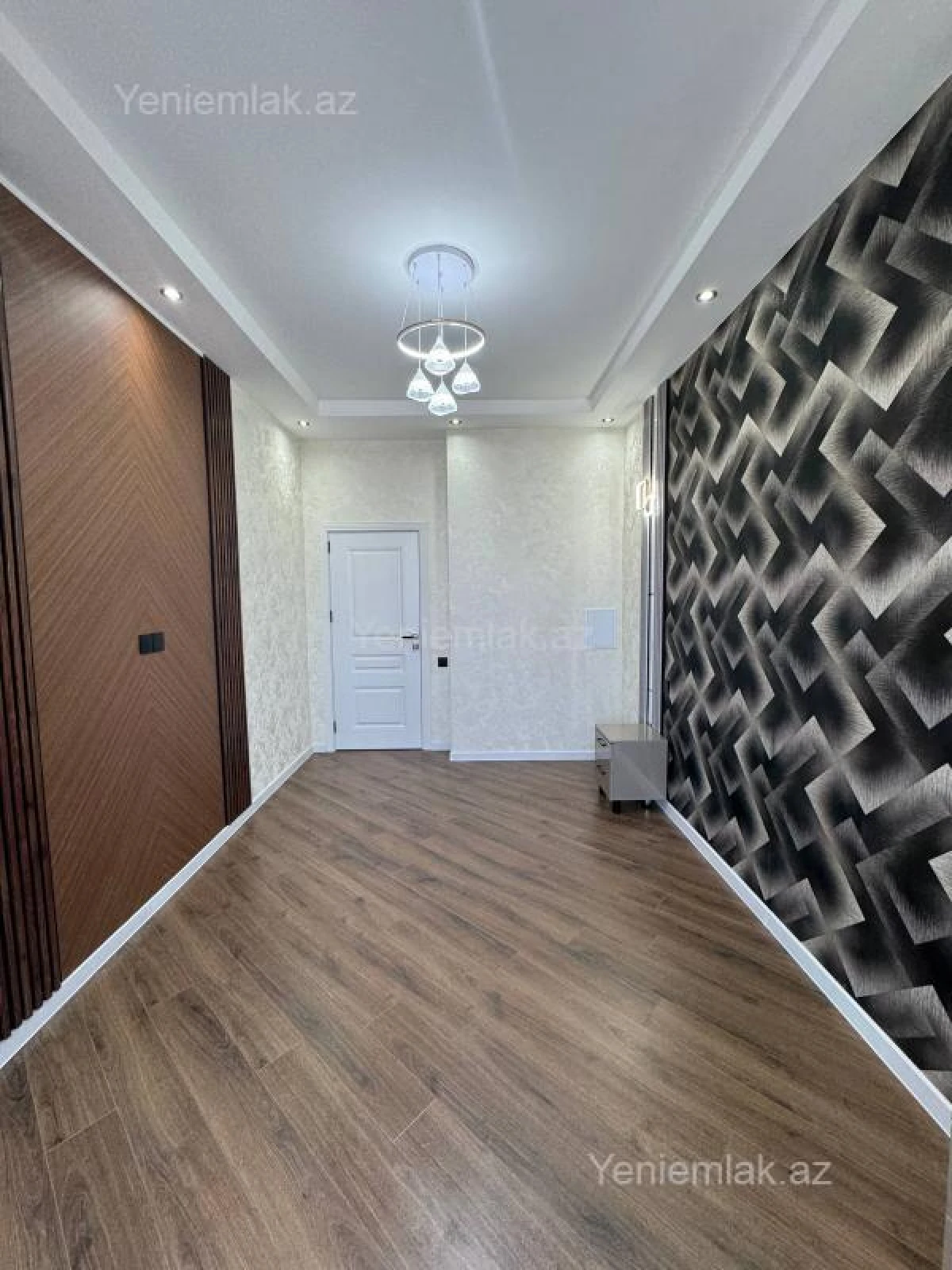 Satılır 3 otaqlı yeni tikili 74 m²