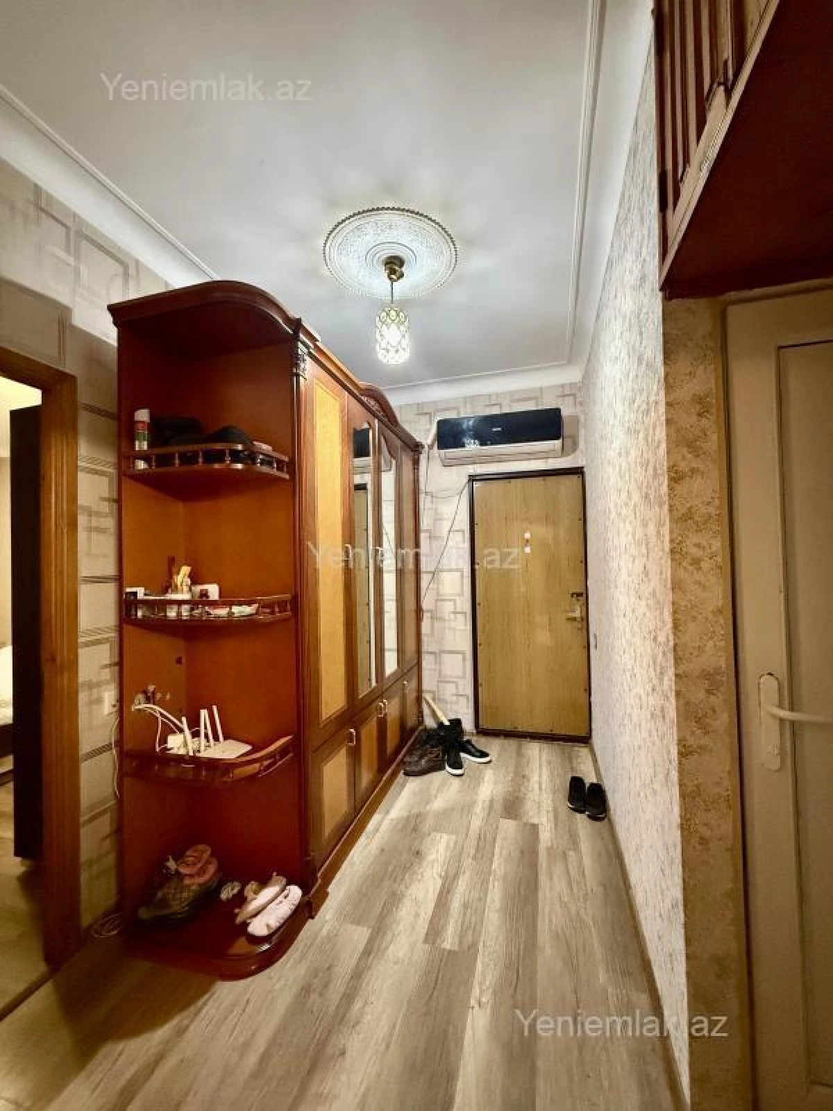 Satılır 3 otaqlı köhnə tikili 85 m²