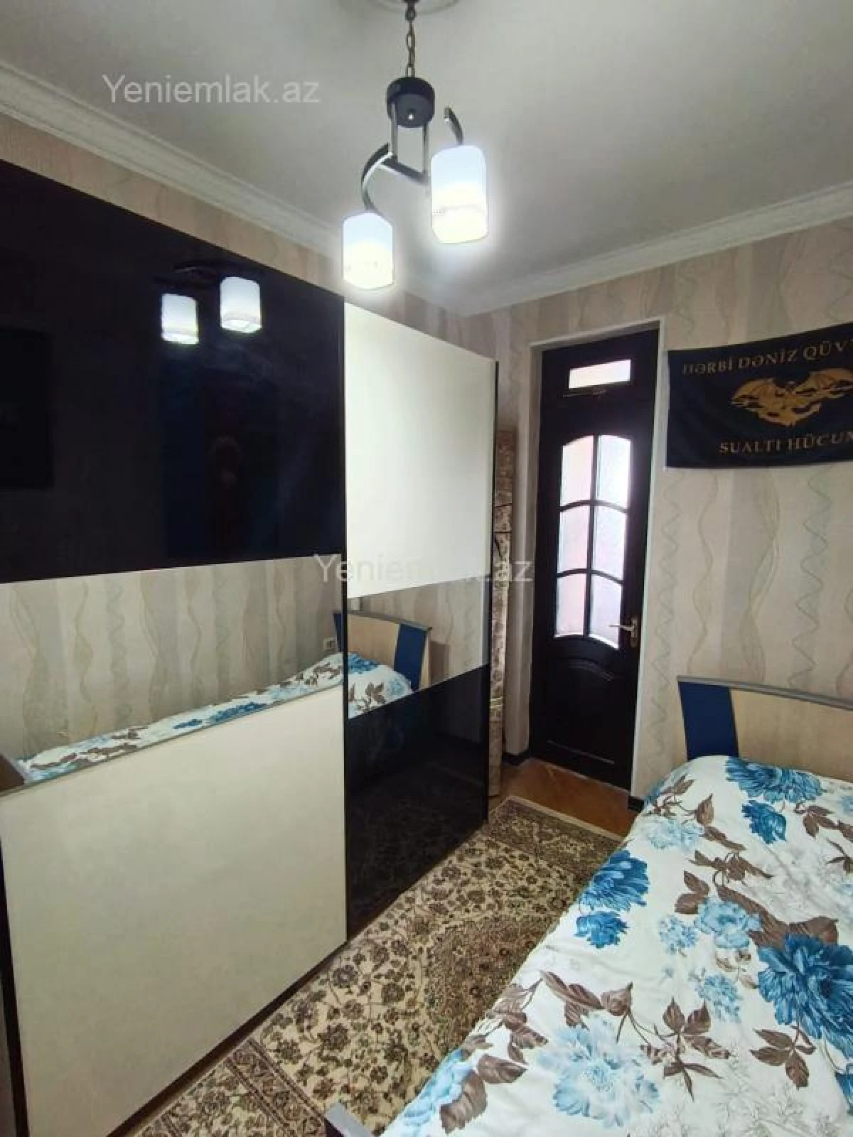 Satılır 2 otaqlı köhnə tikili 75 m²