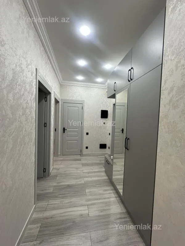 Satılır 2 otaqlı yeni tikili 72 m²