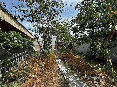 Satılır 4 otaqlı həyət evi 110 m²