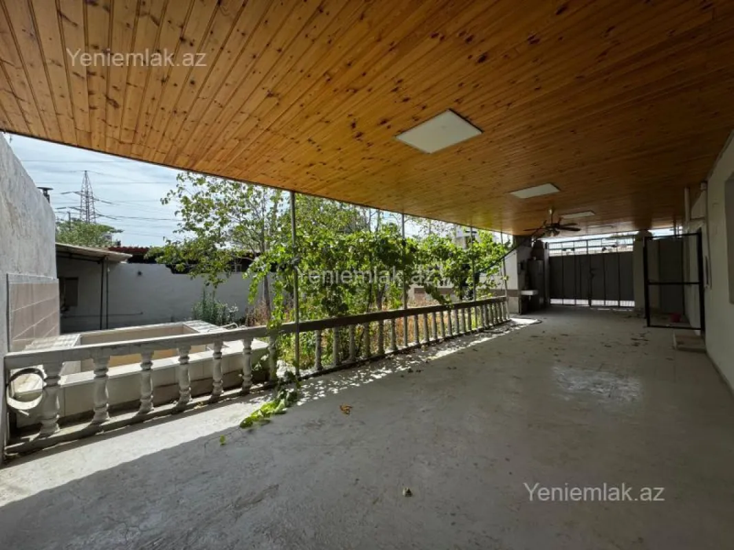 Satılır 4 otaqlı həyət evi 110 m²