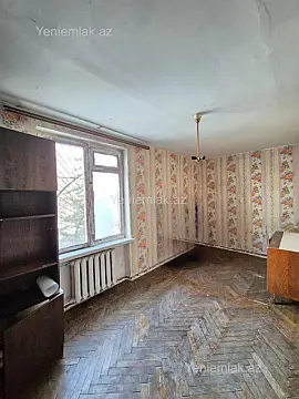 Satılır 1 otaqlı köhnə tikili 35 m²