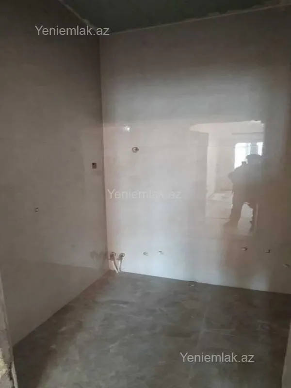 Satılır 3 otaqlı yeni tikili 155 m²