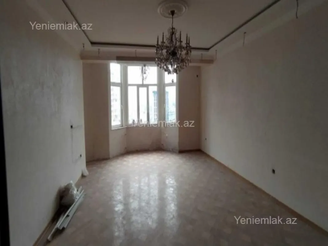 Satılır 3 otaqlı yeni tikili 155 m²