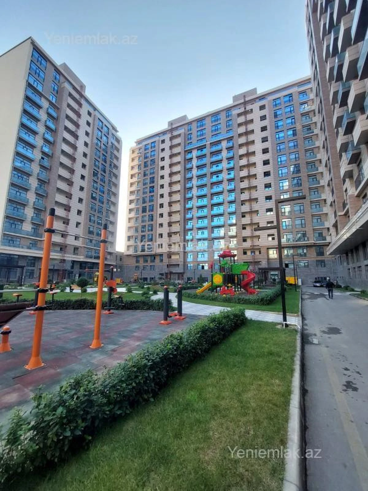 Satılır 2 otaqlı yeni tikili 72 m²