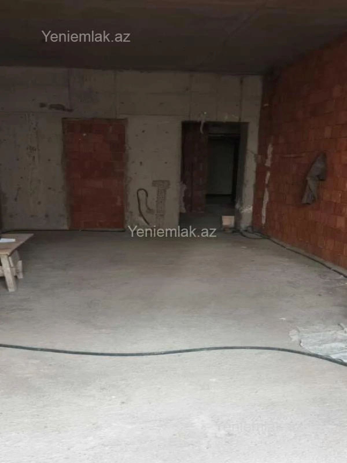 Satılır 2 otaqlı yeni tikili 72 m²