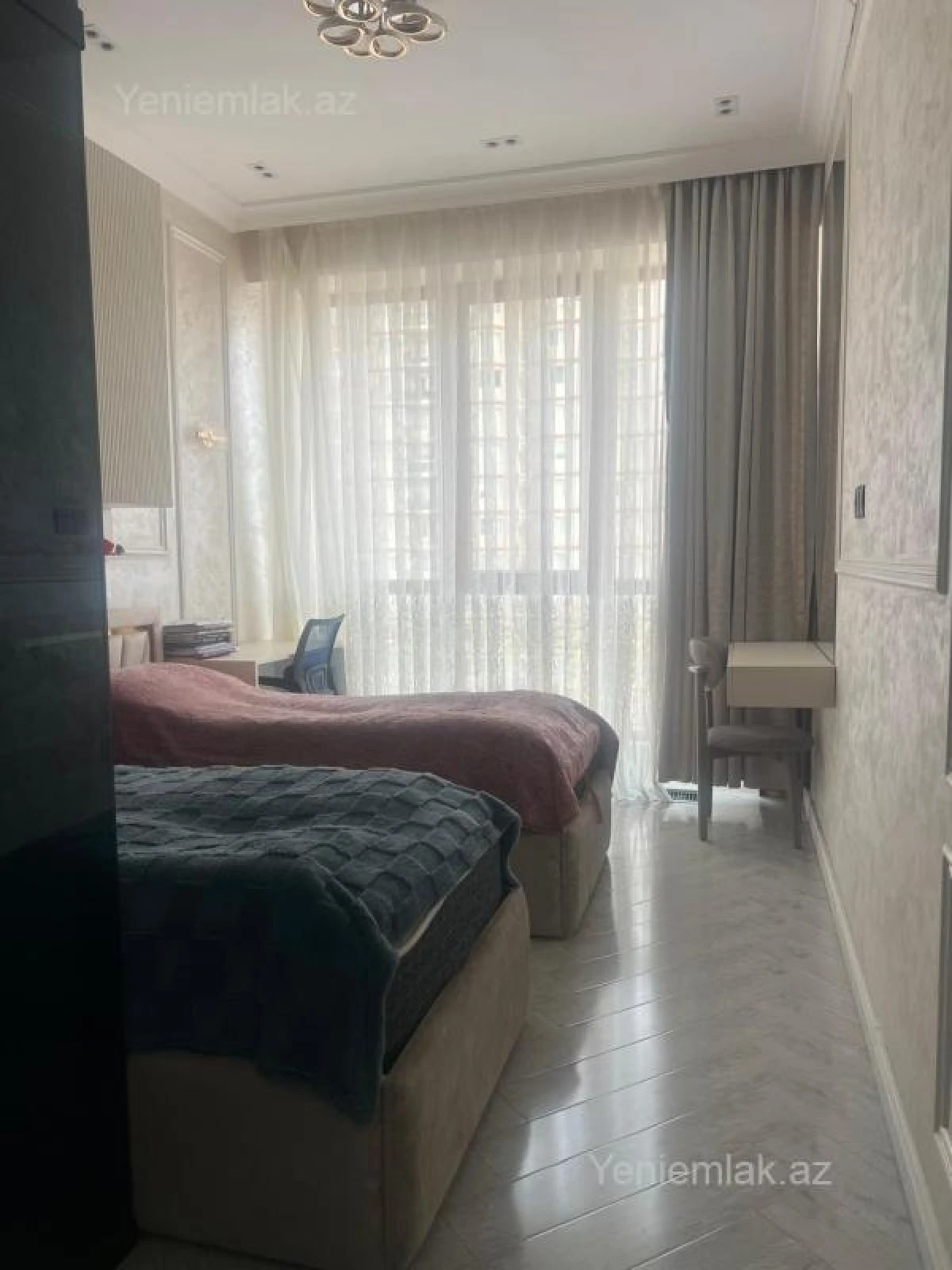 Satılır 3 otaqlı yeni tikili 75 m²
