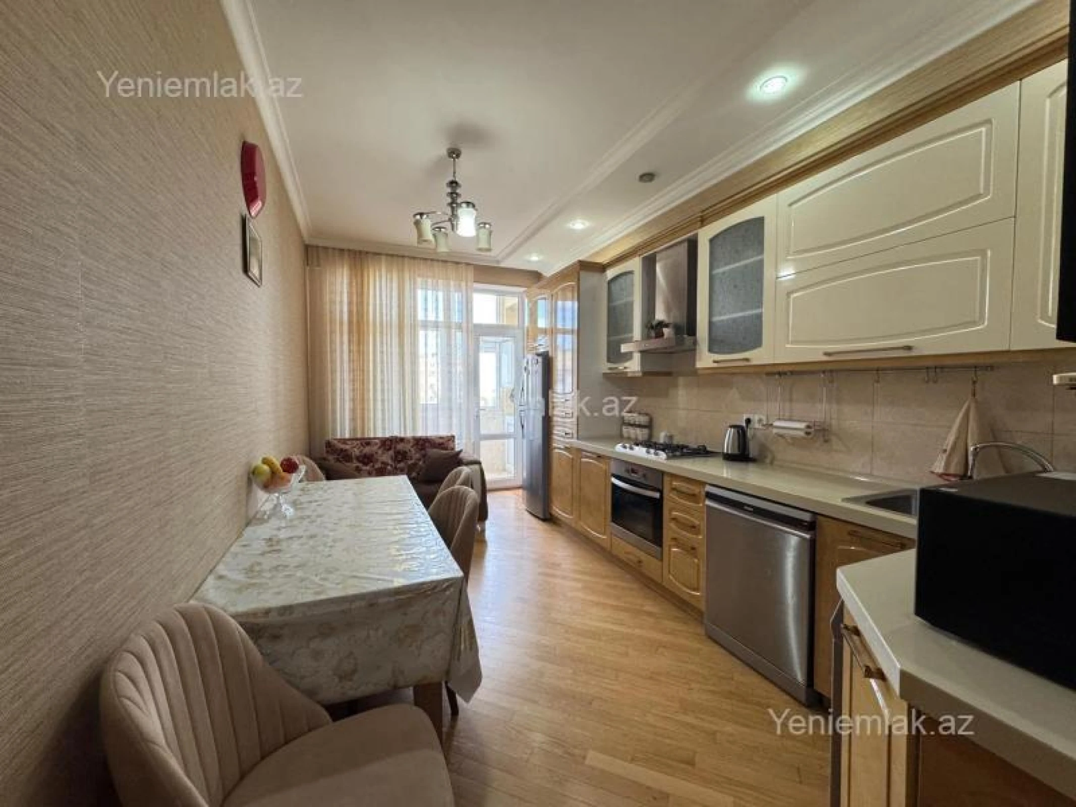 Satılır 2 otaqlı yeni tikili 94 m²