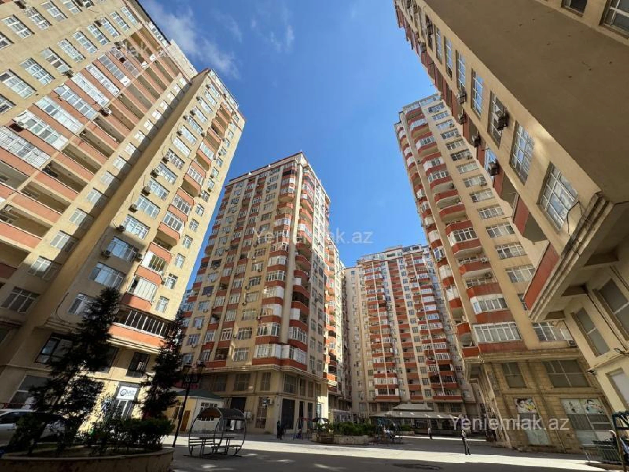 Satılır 2 otaqlı yeni tikili 94 m²