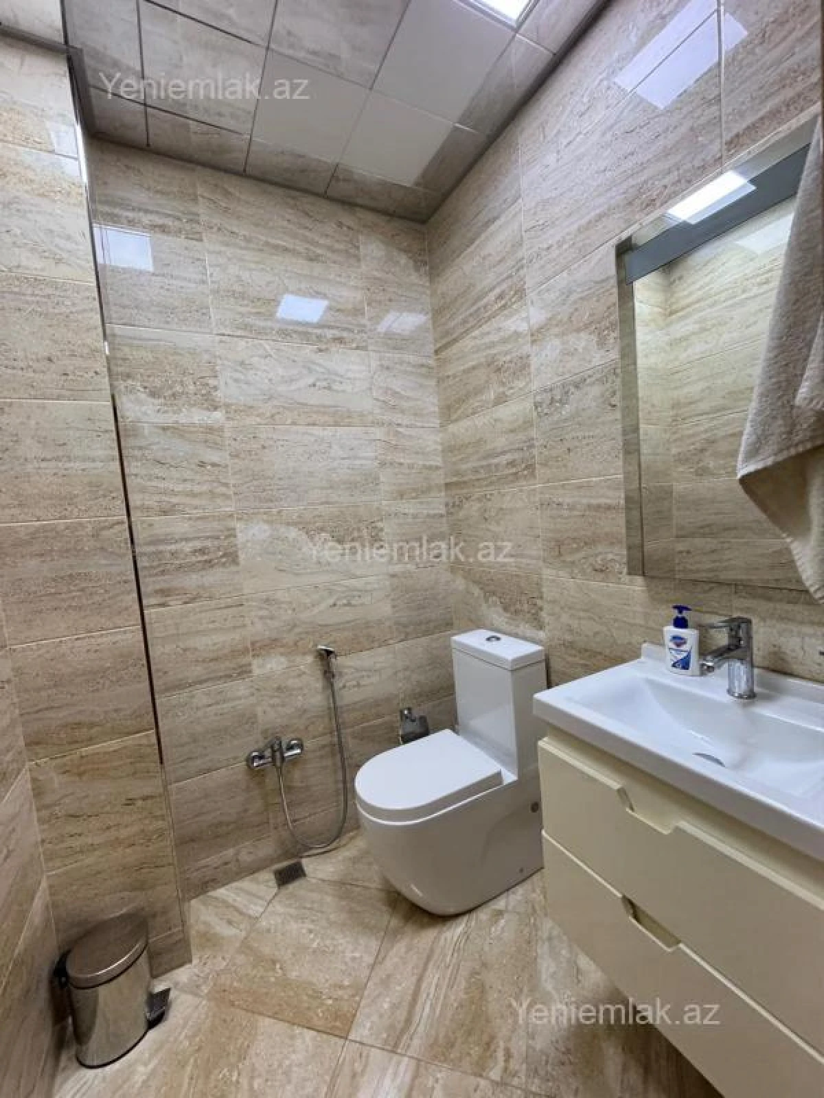 Satılır 2 otaqlı yeni tikili 94 m²