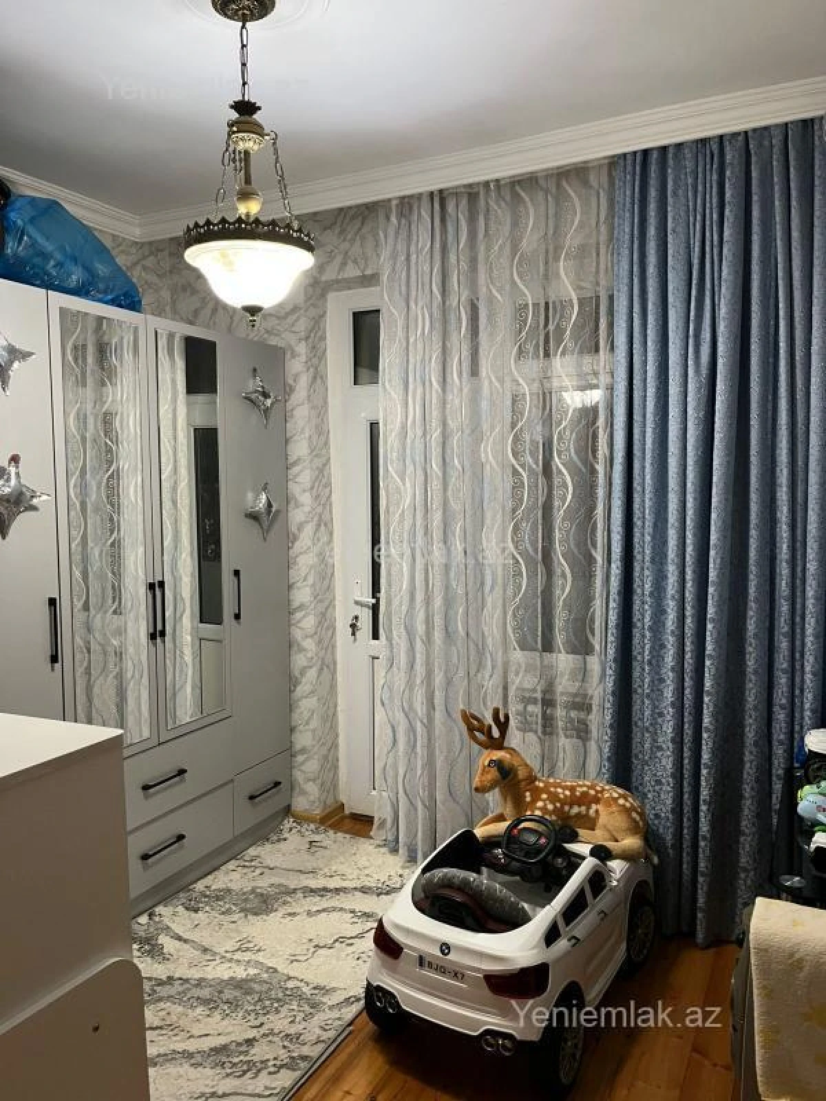 Satılır 4 otaqlı köhnə tikili 96 m²
