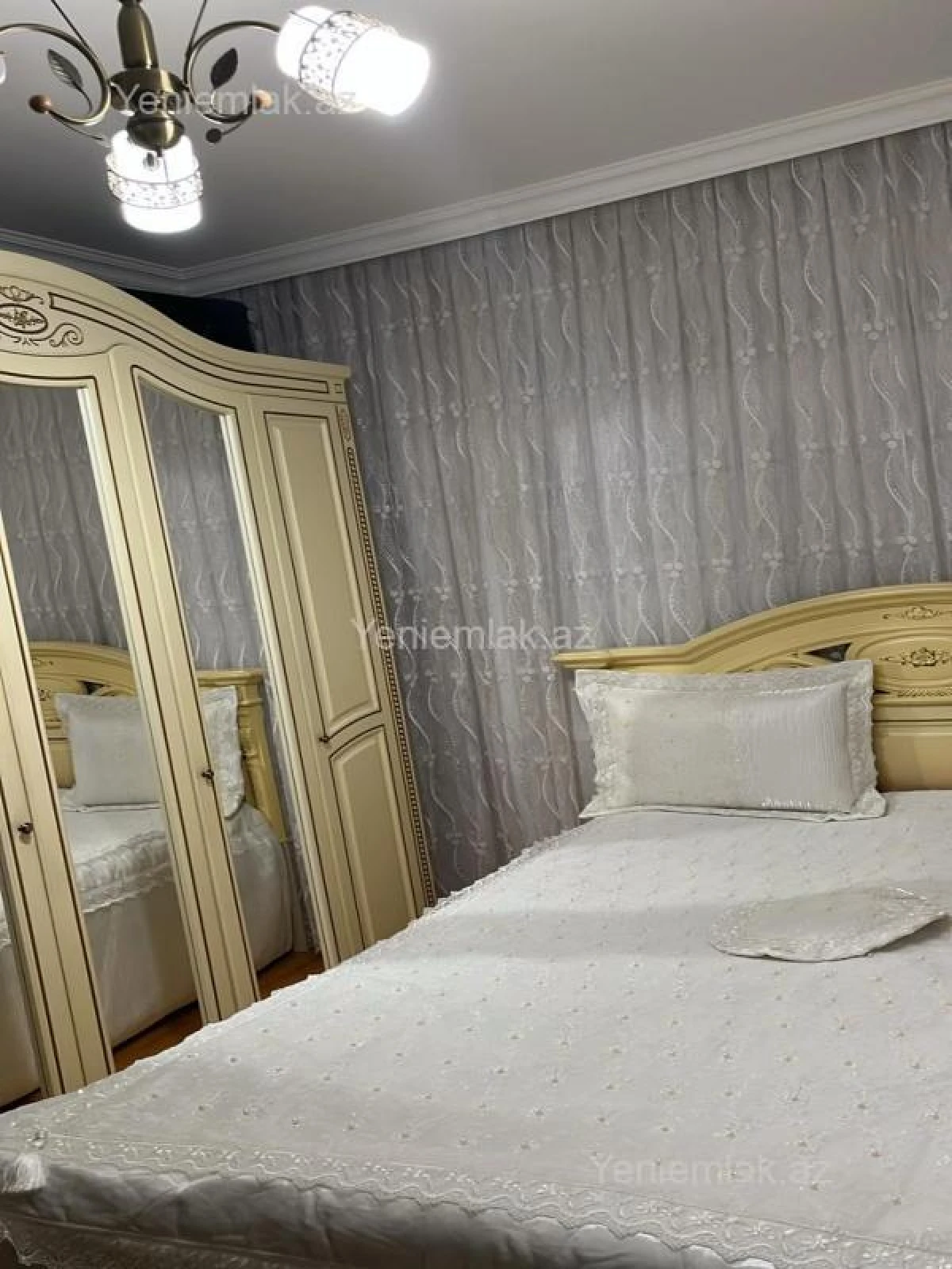 Satılır 4 otaqlı köhnə tikili 96 m²
