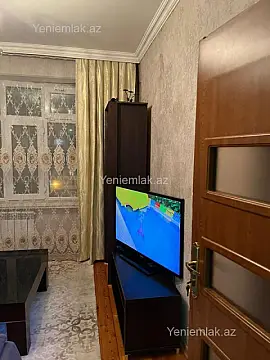 Satılır 4 otaqlı köhnə tikili 96 m²