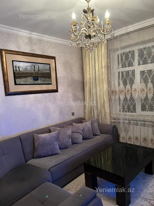 Satılır 4 otaqlı köhnə tikili 96 m²