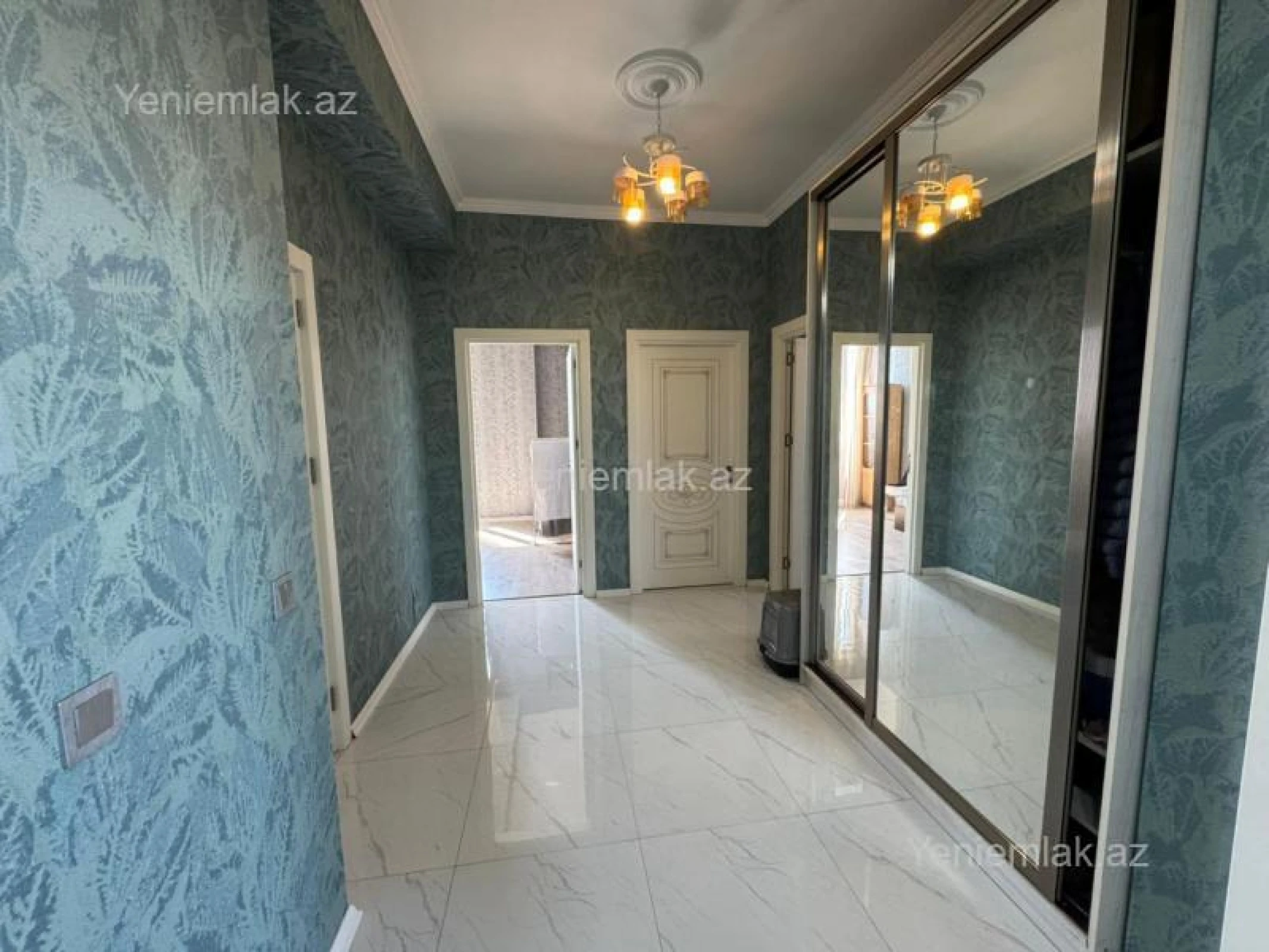 Satılır 3 otaqlı yeni tikili 87 m²