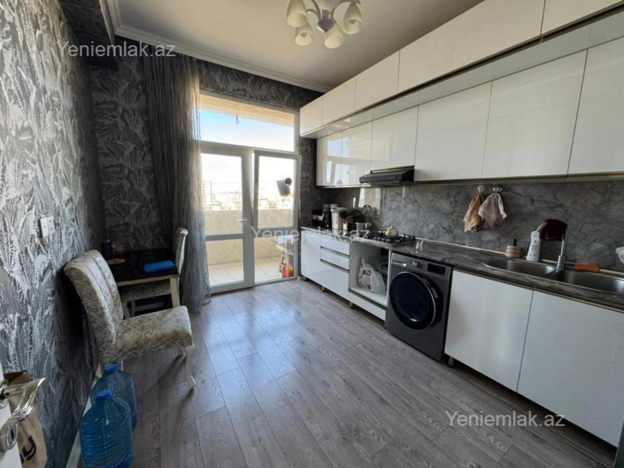 Satılır 3 otaqlı yeni tikili 87 m²