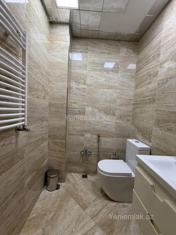 Satılır 2 otaqlı yeni tikili 102 m²
