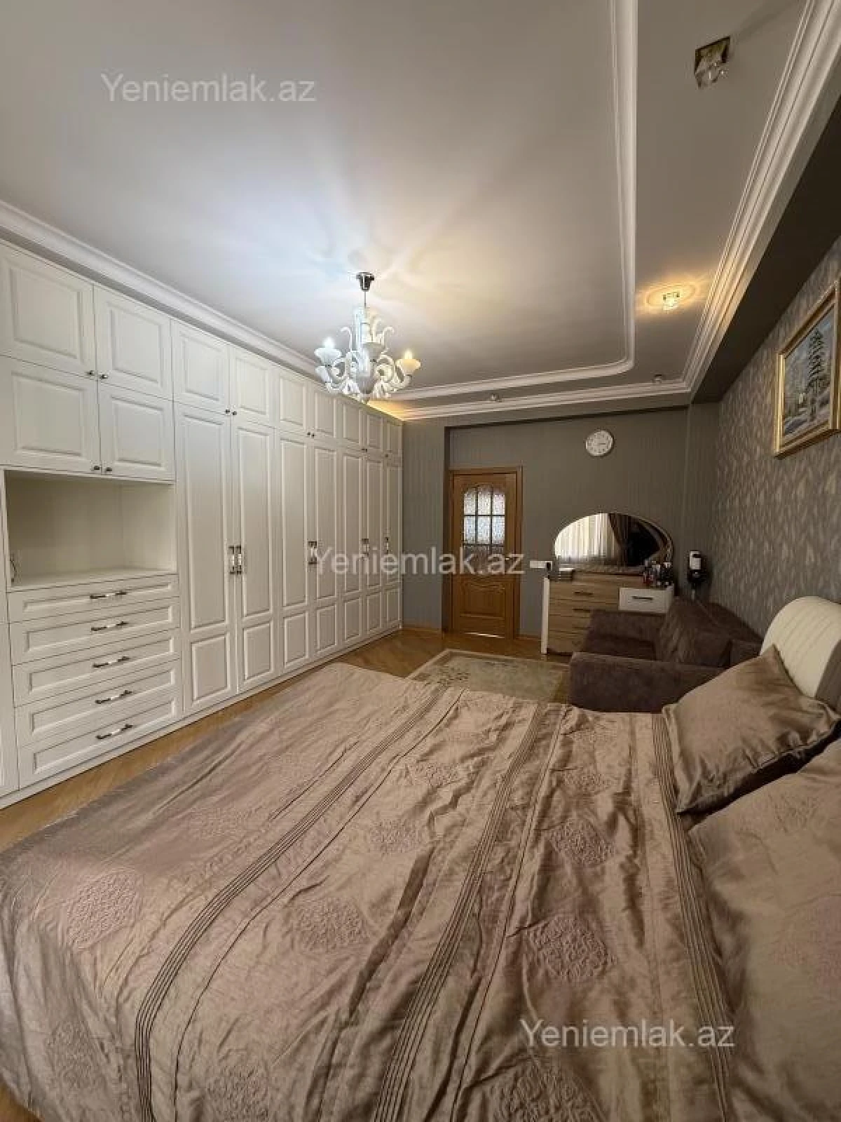 Satılır 2 otaqlı yeni tikili 102 m²