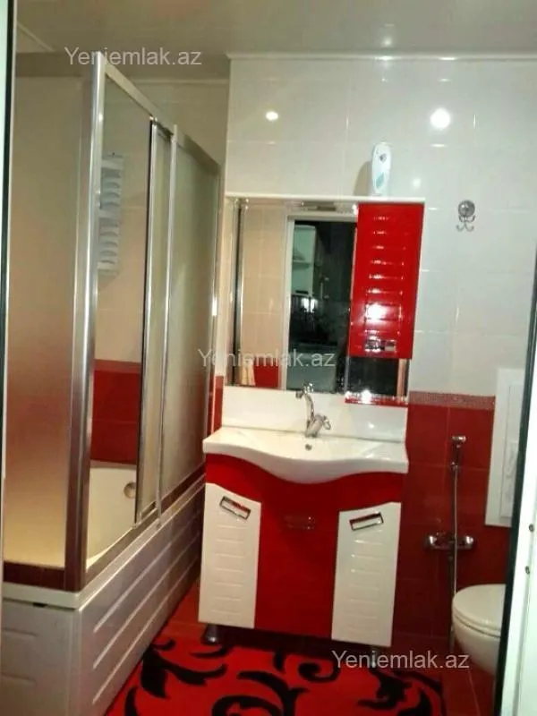 Satılır 2 otaqlı yeni tikili 60 m²