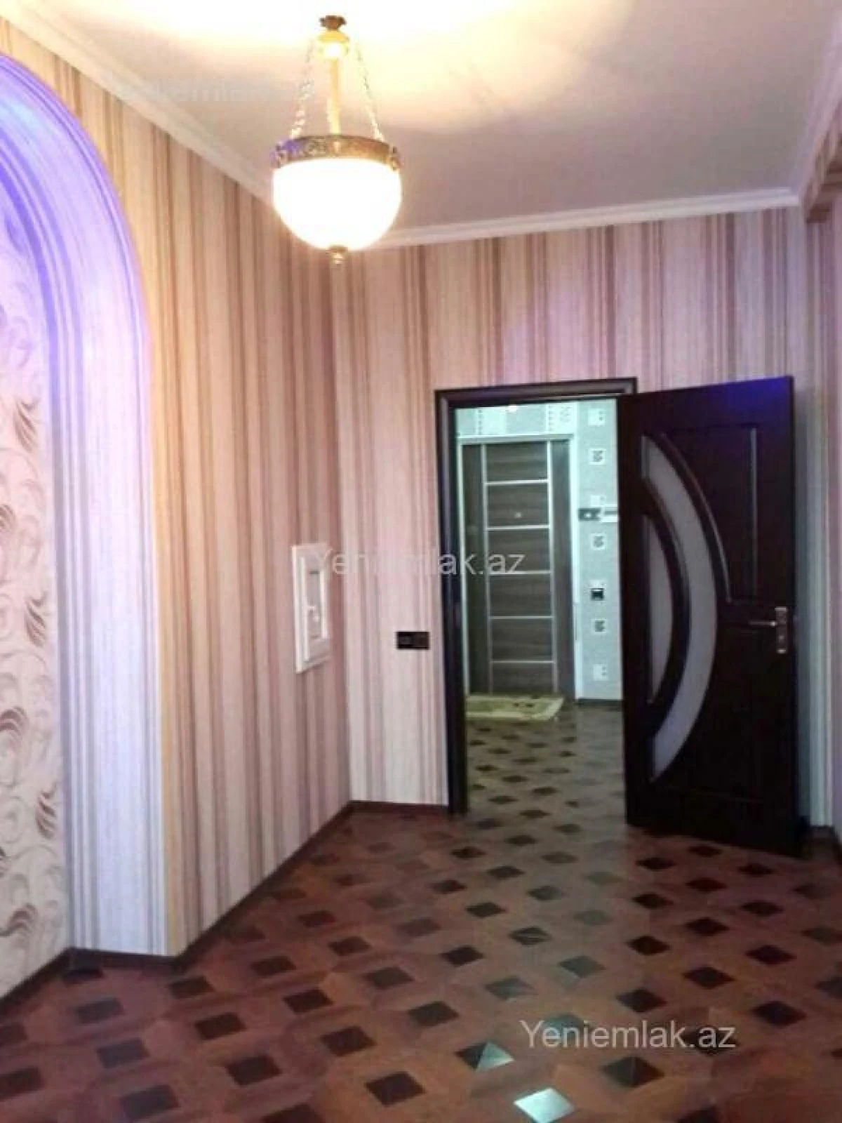 Satılır 2 otaqlı yeni tikili 60 m²